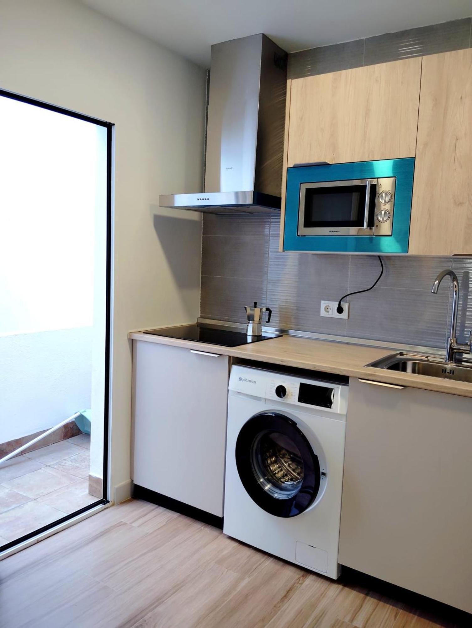 Piso Compartido Cerca Corteingles ハエン エクステリア 写真