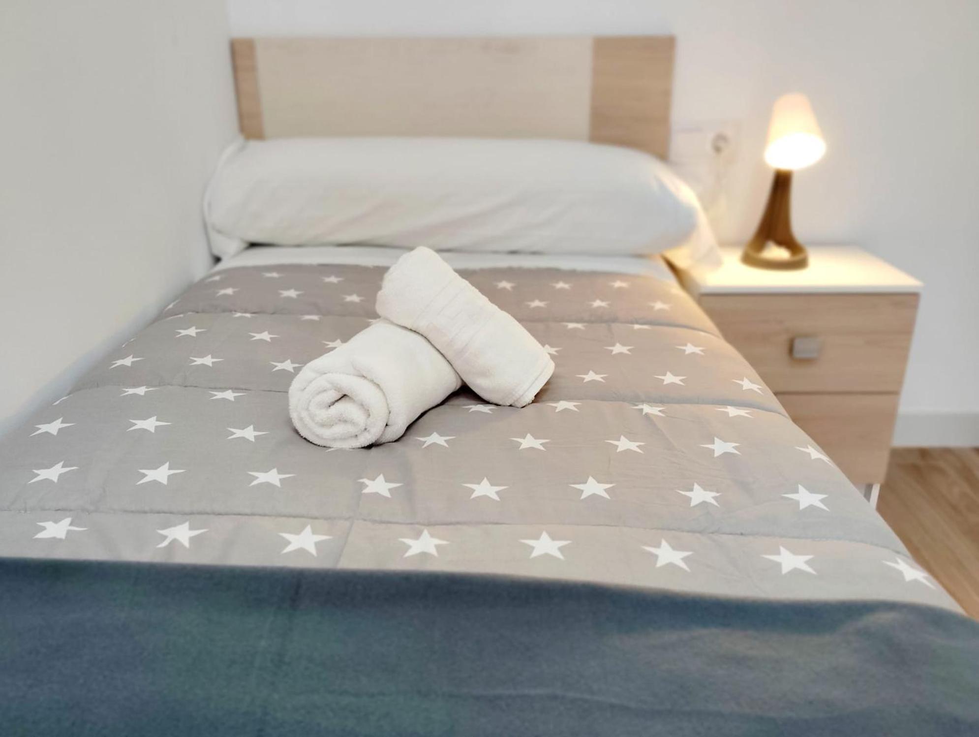 Piso Compartido Cerca Corteingles ハエン エクステリア 写真